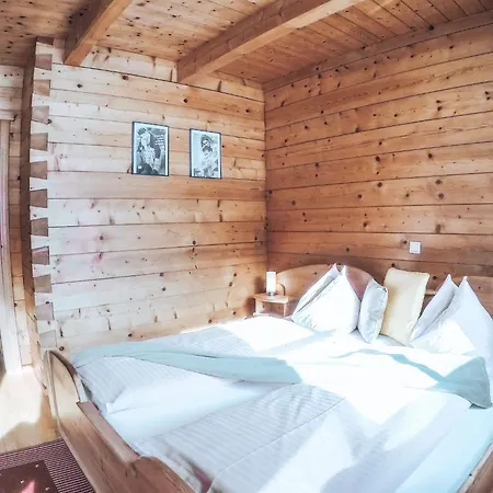 Cozy Close To The Slopes *